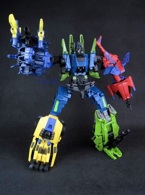 Transformers Generations Fall Of Cybertron Bruticus Out Of The Package Combined Images (1d) (11 of 20)